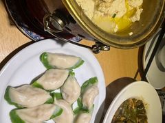-关东小磨东北菜(上海长风大悦城店)