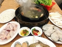 -濠轩阁特色生蚝火锅总店