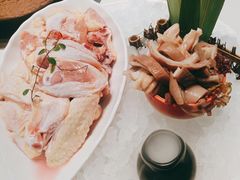 -洪氏嗨捞·广东猪肚鸡·椰子鸡火锅(西咸万象城店)