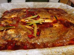 招牌香辣味清江鱼-鱼颜诱纸纸上烤鱼·蛙(龙湖天街店)