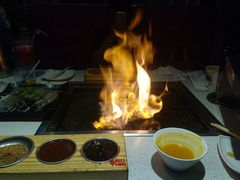 -韩红石板肉(范西路店)