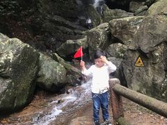 -藏龙百瀑风景区