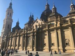 -皮拉尔圣母圣殿主教座堂