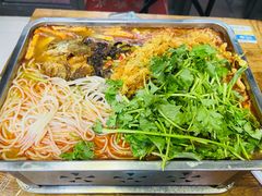 -在巷子里的烤肉店·螺蛳粉烤鱼·牛蛙(和美城店)
