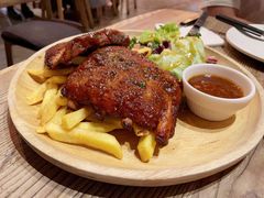 -Common Table · Brunch & Coffee
