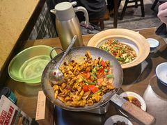 -富正毅三下锅·湘西韵味(天门山索道店)