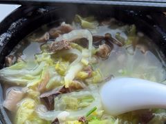 -闫家驴肉老店(华电一校店)