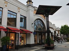 -比斯特上海购物村精品奥特莱斯
