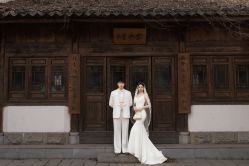 -拾年·定制婚纱摄影