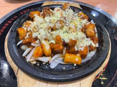 铁板芝士鸡肉-肥肥虾庄·金牌油焖大虾(杨园滨江时代walk店)