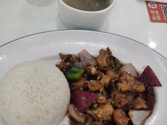红烧鸡饭-添星码头茶餐厅(松坪山店)
