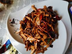 -小厨子私房菜·云南美食店