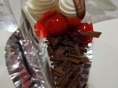 -85度C(生甜甜圈研究工坊·上海平凉店)