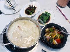 -煲王粤菜餐厅(中侨中心店)