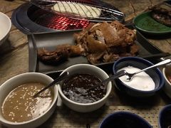新派烤乳猪配青椒酱-山港凯悦酒店·BEBA海滩烧烤餐厅酒吧