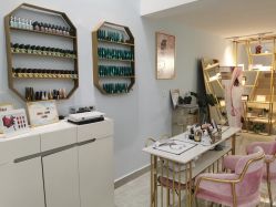 -壹舍美肤SPA中心