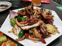 -许哥东北烧烤·铁丳烤串·宫后夹肉(繁花中心店)