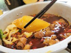 -晓彭肥肠鸡·泡椒鸡火锅(水木天地店)