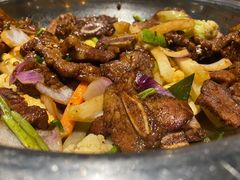 香韧牛仔骨-小鱼小牛·鱼牛干锅·脆鱼火锅(世欧广场店)