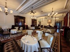 -Salon de Ville浦江汇(上海外滩华尔道夫酒店店)