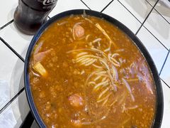 -肥汁米蘭香港米线(长宁来福士店)