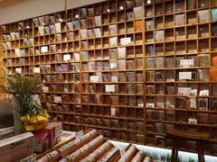 -猫的天空之城概念书店(印象城购物中心店)