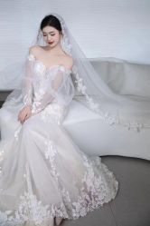 -Lady  Jane高端婚纱礼服馆
