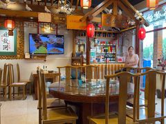 -东来菜馆•手抓海鲜家常菜•海鲜锅贴(鸽子窝店)