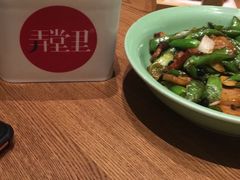 -弄堂里·寻味杭州(湖滨银泰in77C区店)