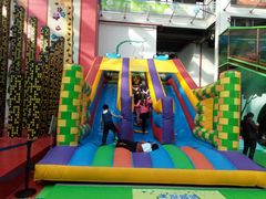 -蒙特利亲子乐园