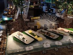 -齐河孔雀王温泉酒店·金孔雀自助百汇