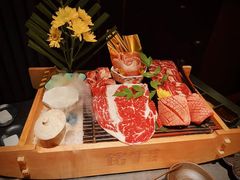-铭牛烧肉·和牛海鲜自助(高新月牙湖店)