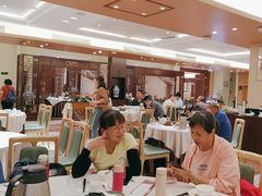 -广州中心皇冠假日酒店·百粤楼