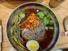 -青瓦餐厅·生鱼片·韩园烤肉(西塔店)