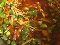 -兔行天下-鸿鹤鲜锅兔(中海国际店)