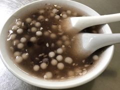 -芳婆糕团店(王府大街店)