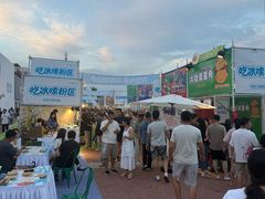 -枫叶小镇奥特莱斯