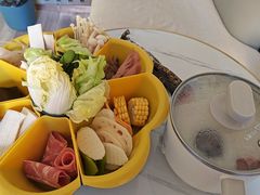 -庆阳享悦时光月子会所建隆大厦店(庆阳享悦时光月子会所凤凰南郡店)