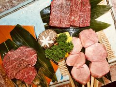 -炼火烤肉店