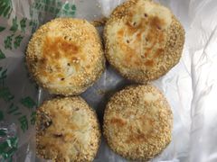 豆馅烧饼-老回回小吃(百万庄店)