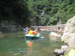 -安吉龙王山峡谷漂流