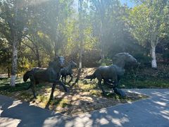 -元大都城垣遗址公园