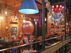 -动动咖啡清真西餐厅