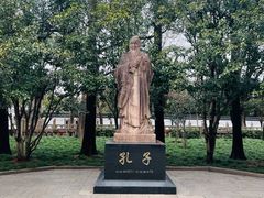 -汇龙潭