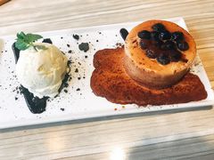 -必胜客(环球店)