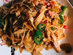 酸菜毛尖笋-俏湘私房菜(国贸店)