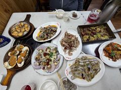 -老东镇啤酒屋海鲜加工·蒸汽海鲜·海鲜烧烤(台东店)