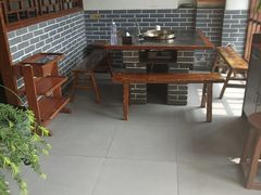 -周周有辣火锅馆(玖耀里店)