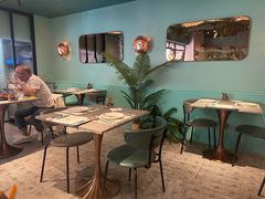 -SHADOWS•Bistro&Eatery(安福路店)