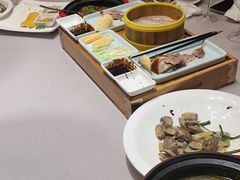 -梦都海鲜酒家(万达广场江桥店)